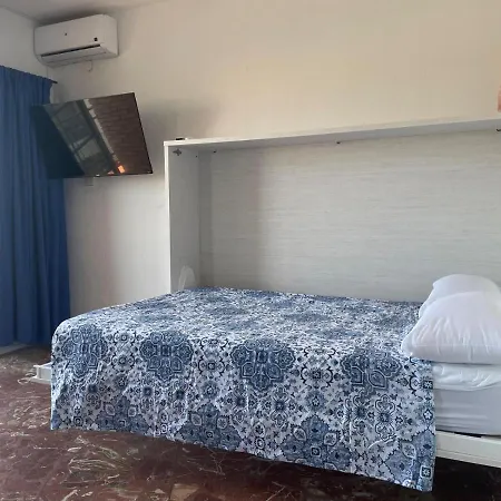 Relaxing Studio By The Beach Benalmadena Exterior photo